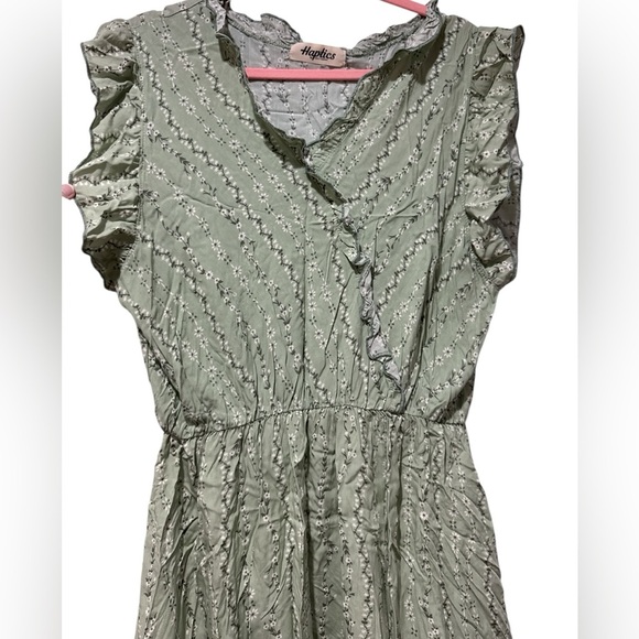 Haptics by Holly Harper Boutique Brand Midi Floral Dress - Picture 4 of 13